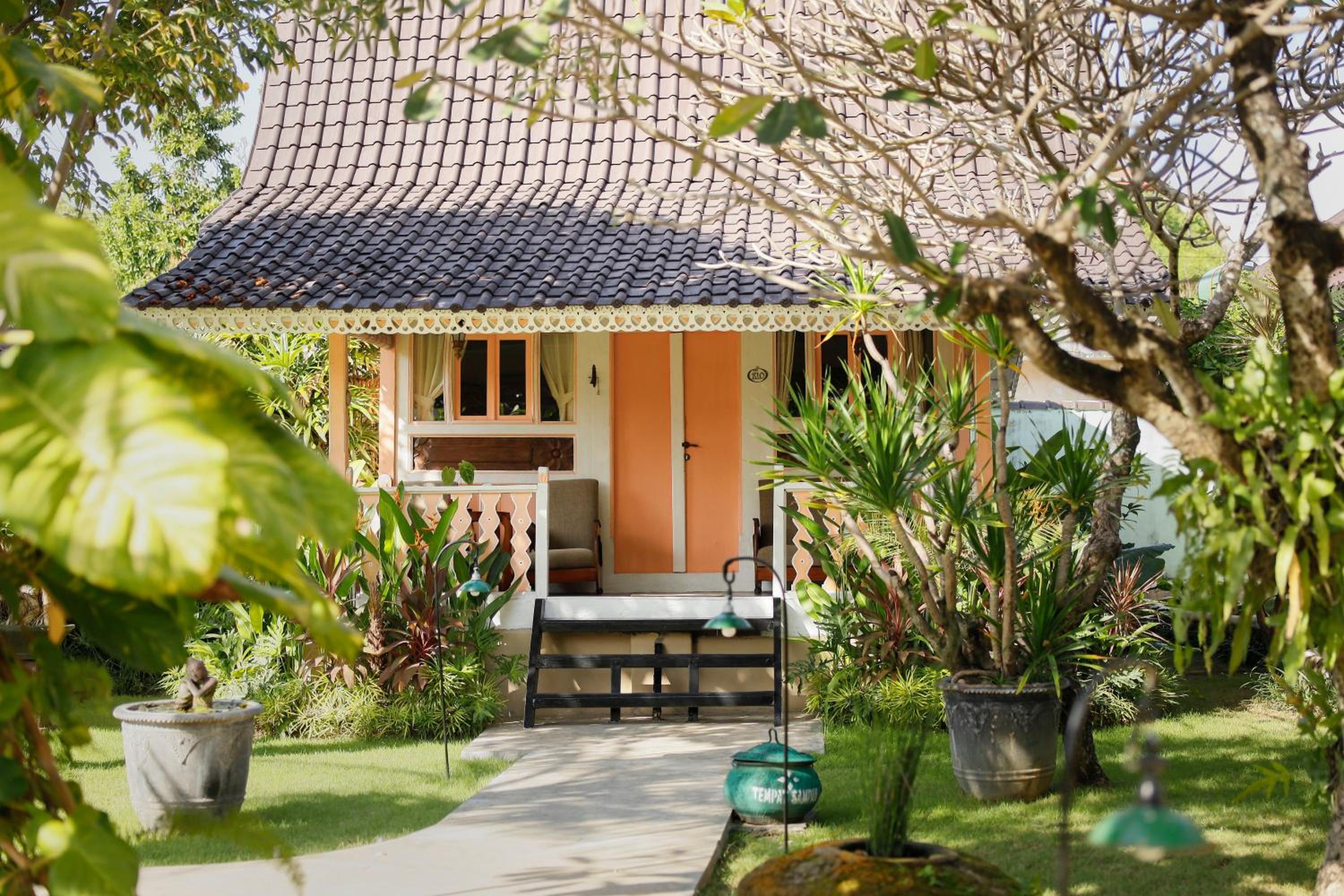 Cottage Suite  with Garden View - Photo 3