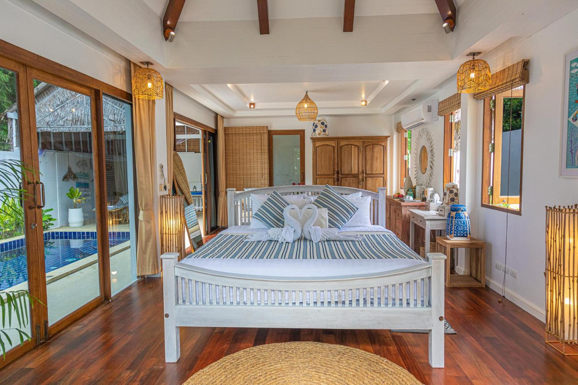 Beachfront Private Pool Villa
