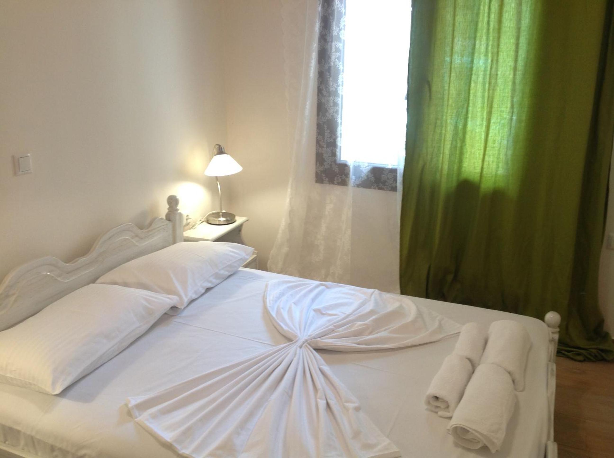 Three-Bedroom Apartment (5-7 adults) photo 3
