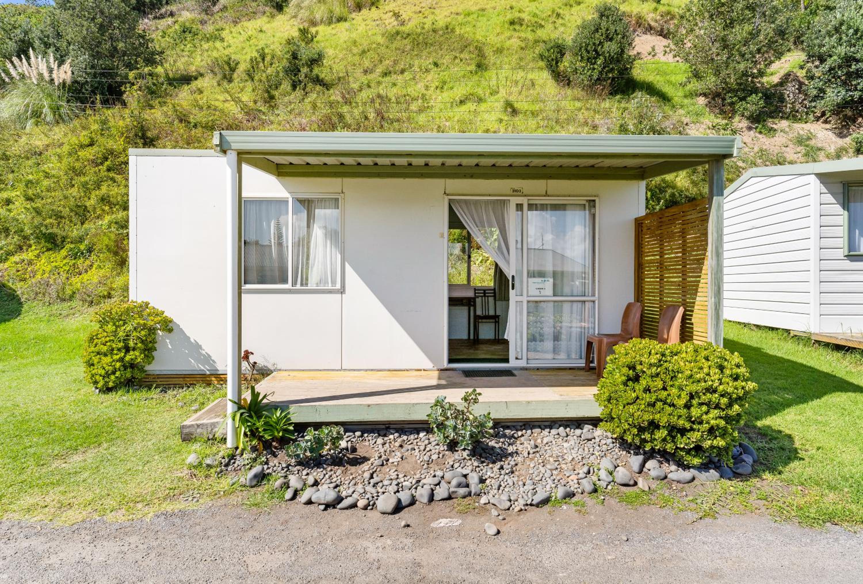 Basic Family Bungalow photo 3
