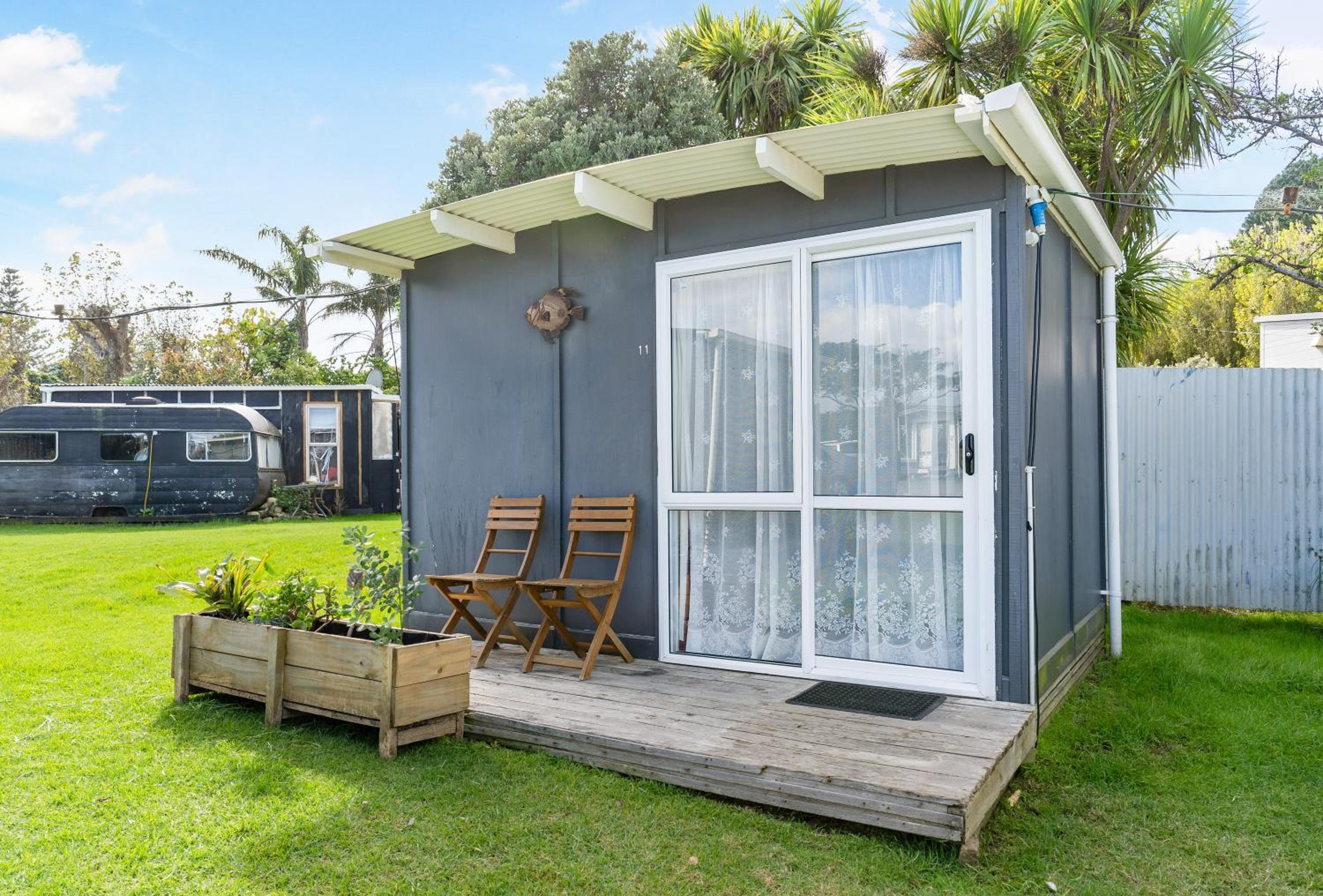 Standard Bungalow photo 2