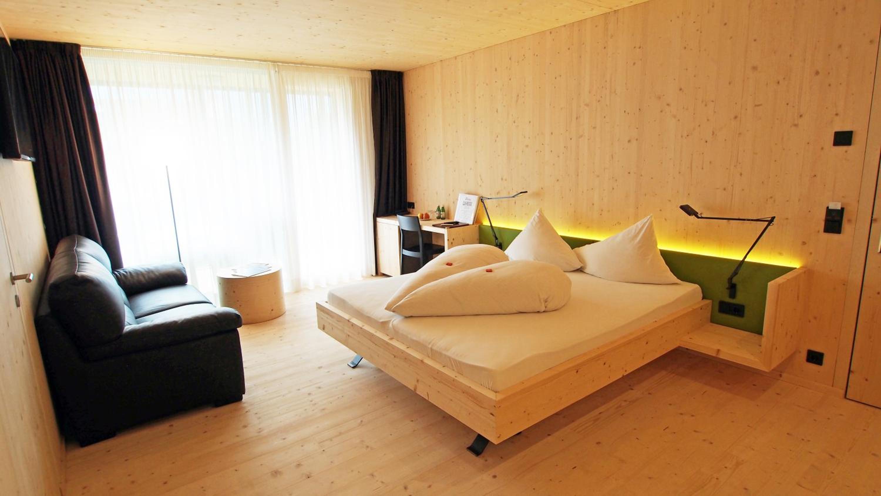 Deluxe Two-Bedroom Suite