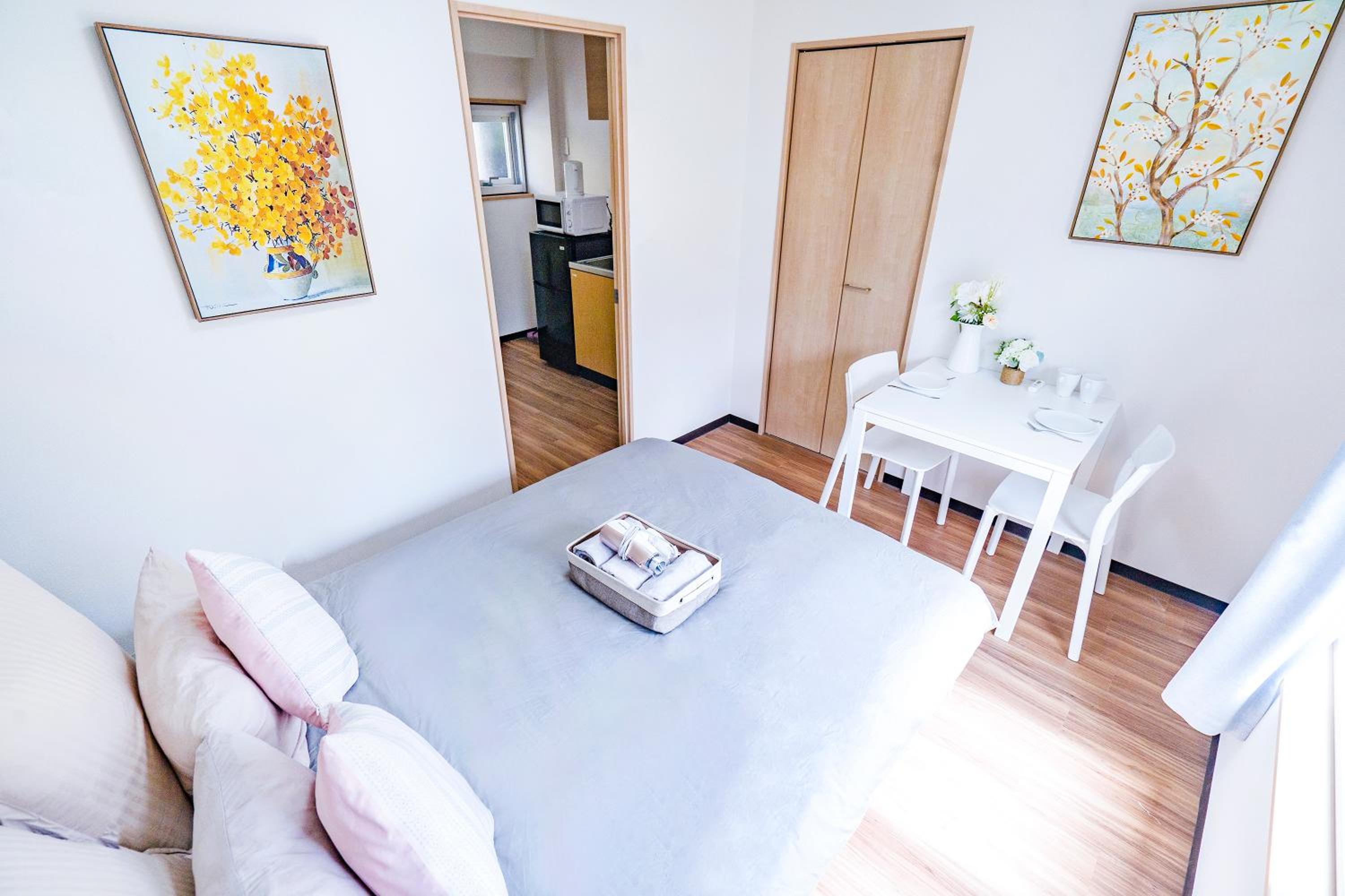 One-Bedroom Apartment photo 3