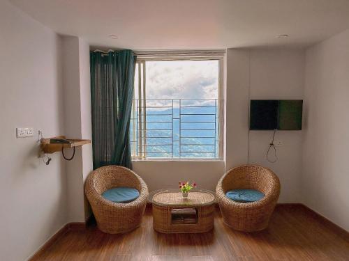 Deluxe Double or Twin Room photo 3
