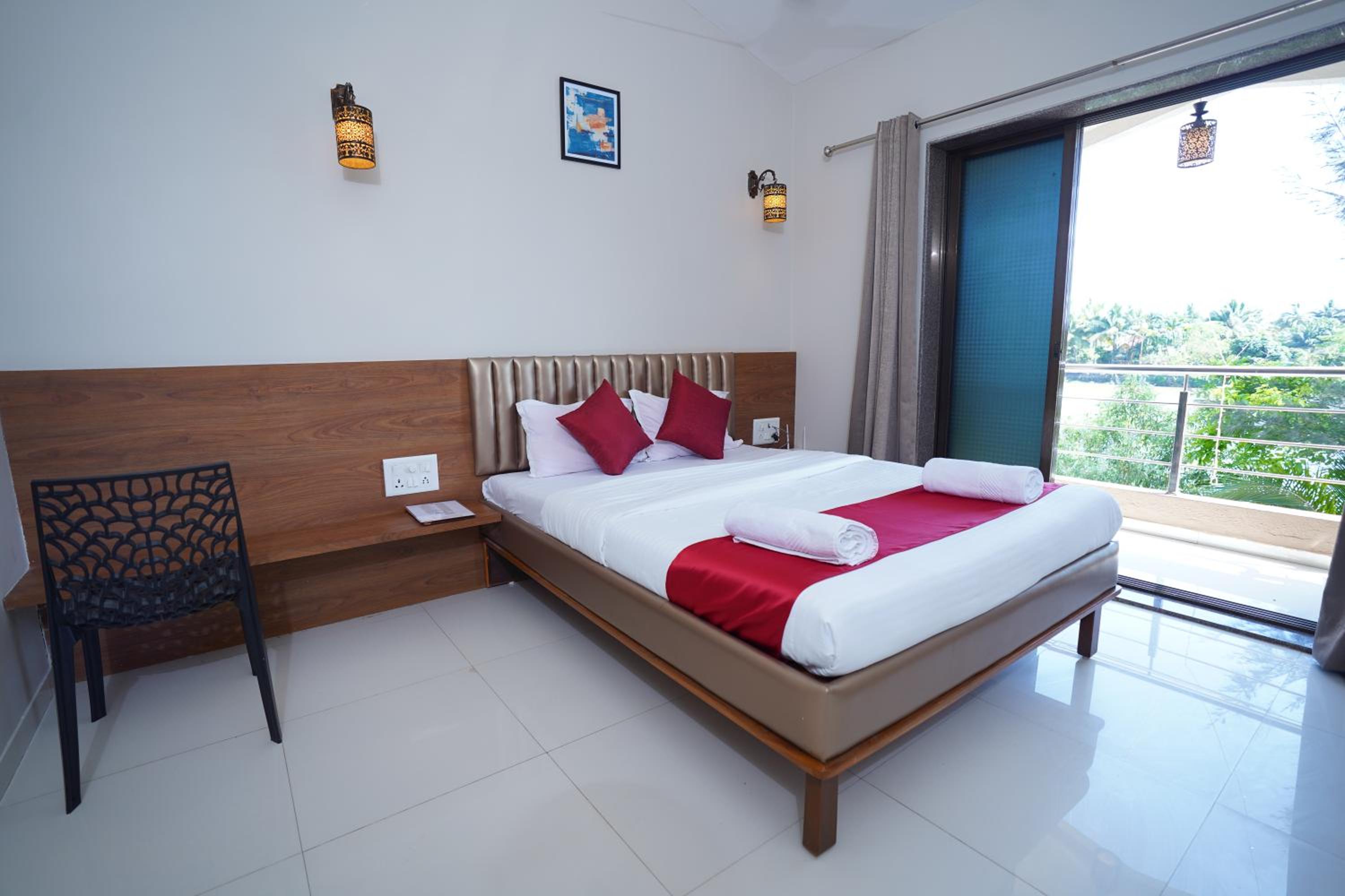 Standard Double Room - Photo 2