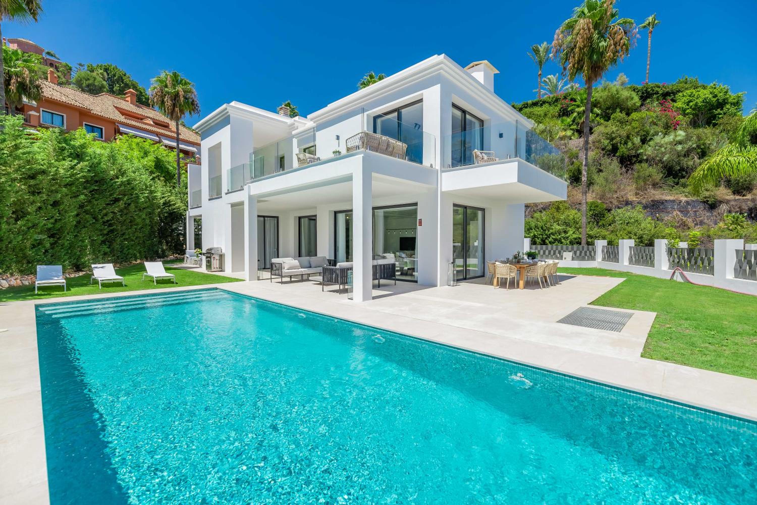 Villa photo 3
