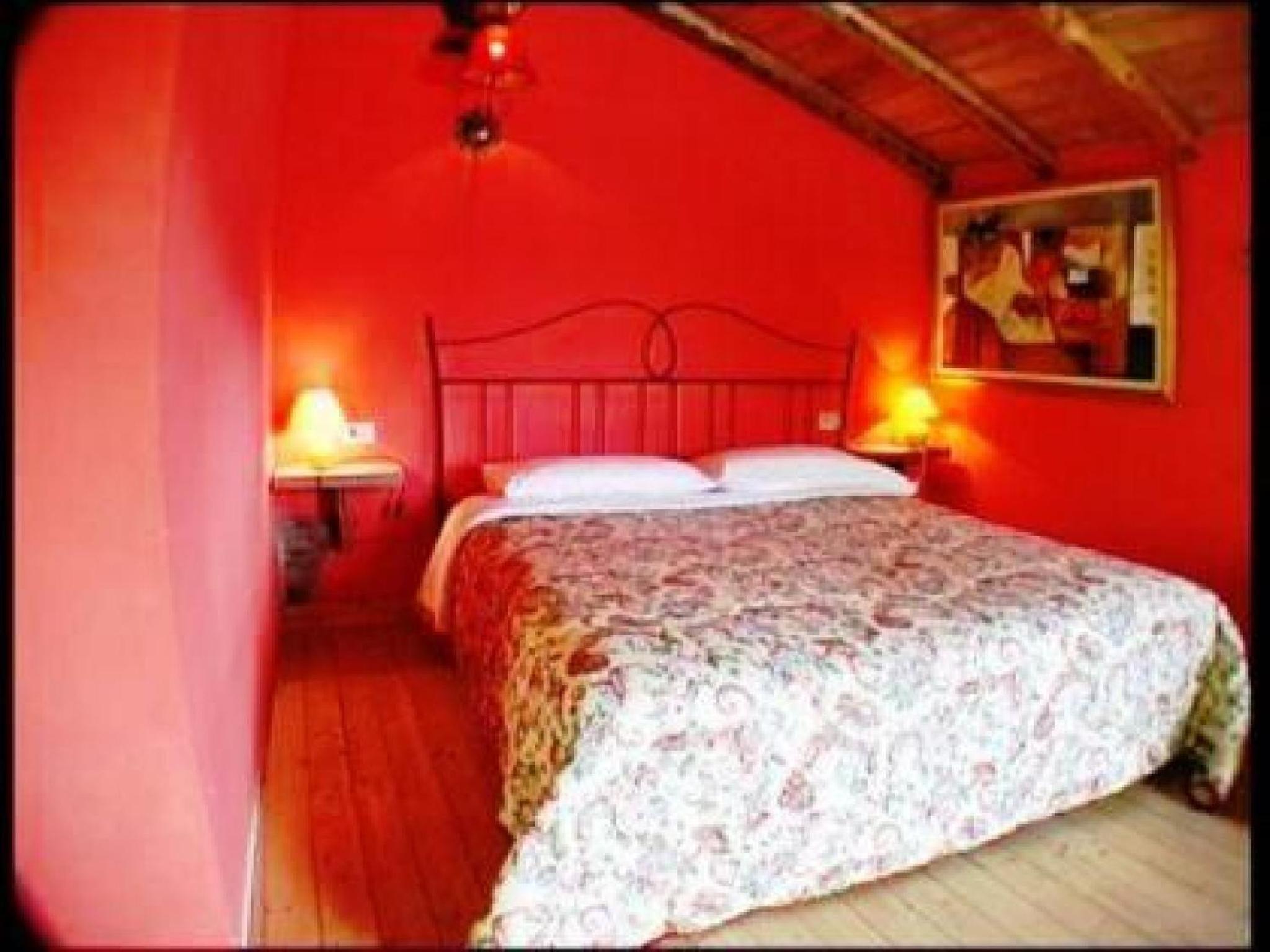 Deluxe Double Room with Balcony - Photo 7