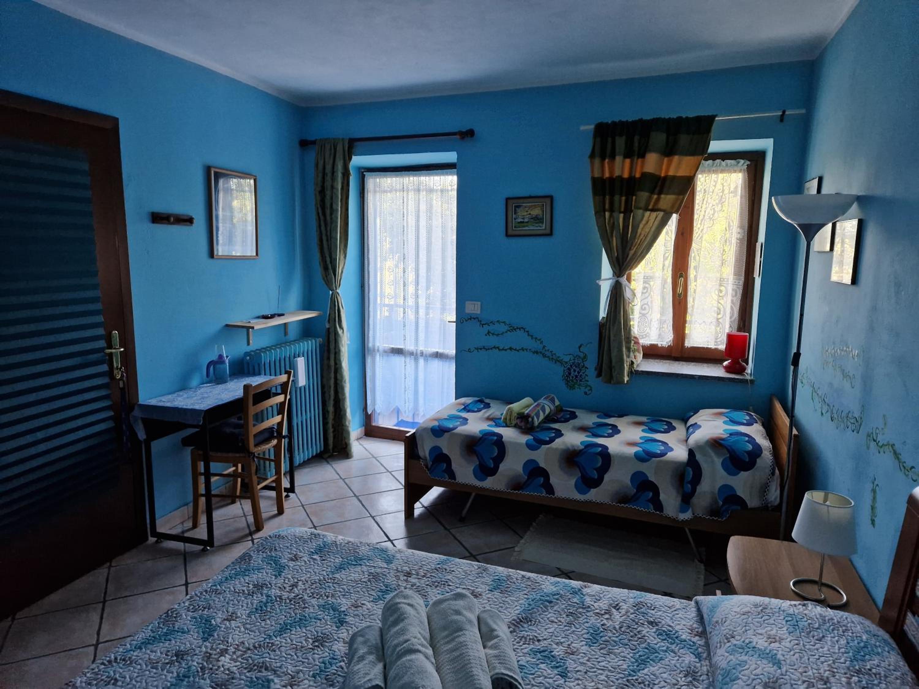 Double Room - Photo 6