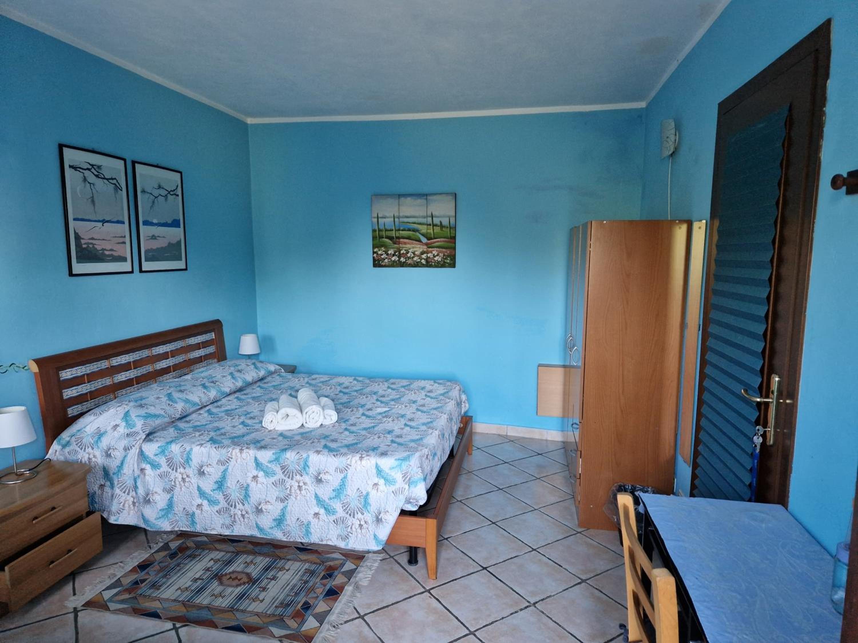 Double Room - Photo 5