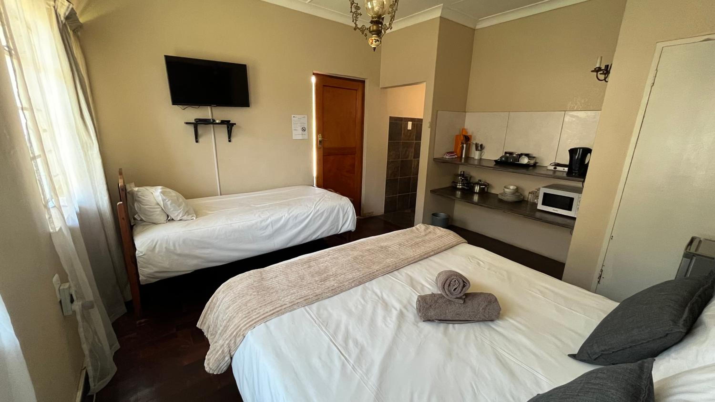 Deluxe Double Room - Photo 4
