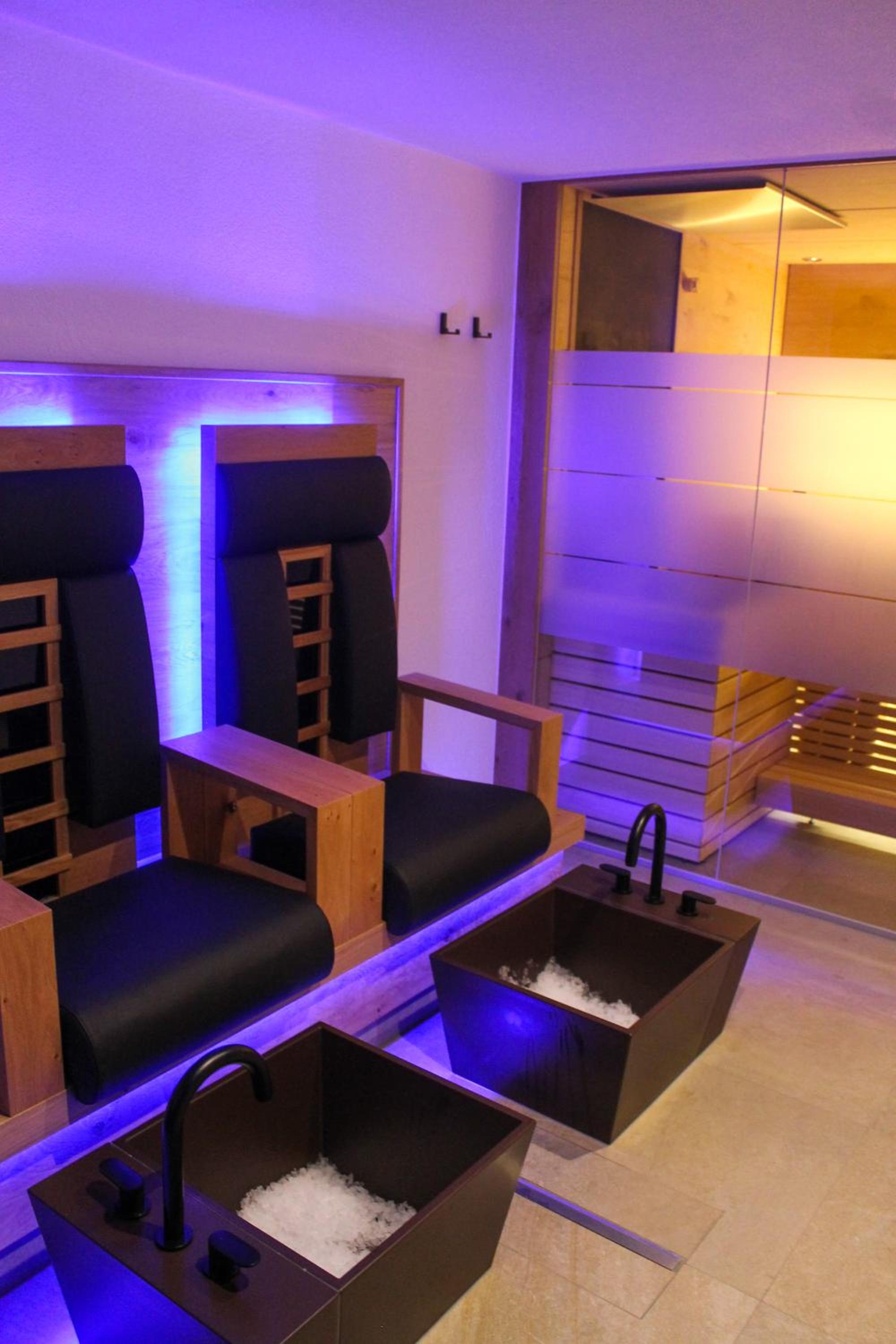 Two-Bedroom Apartment with Terrace photo 3