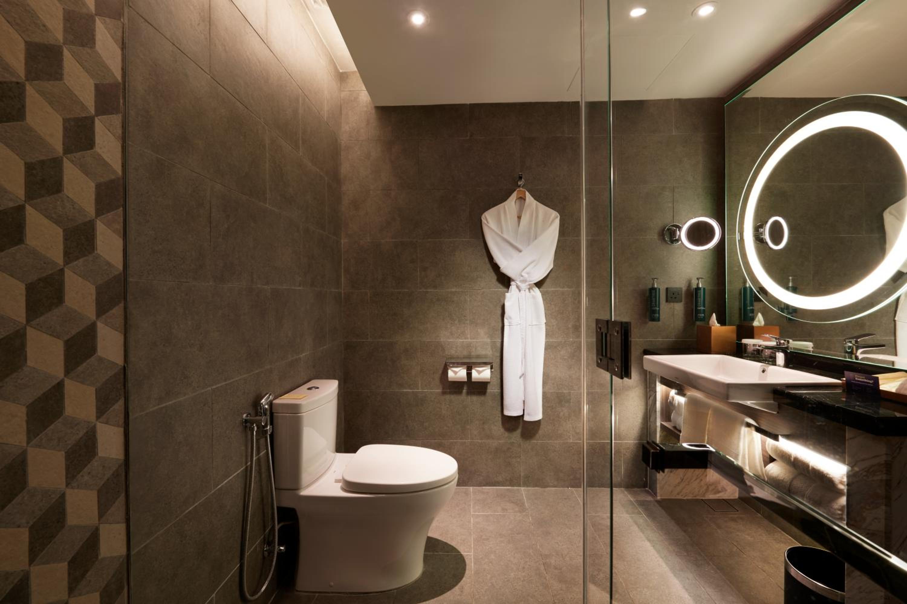 Family King Suite - Photo 6