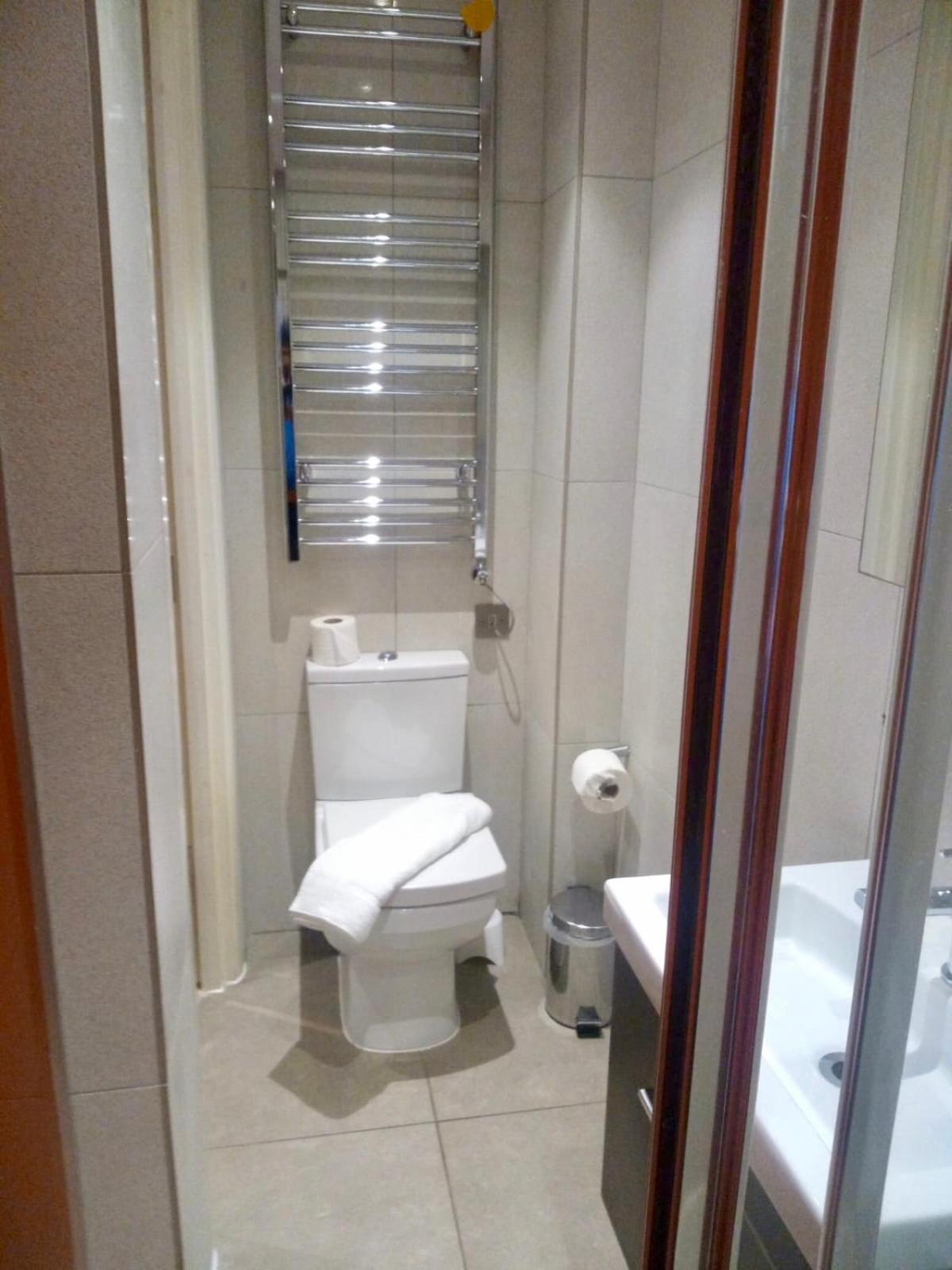 Large Double or Twin Room