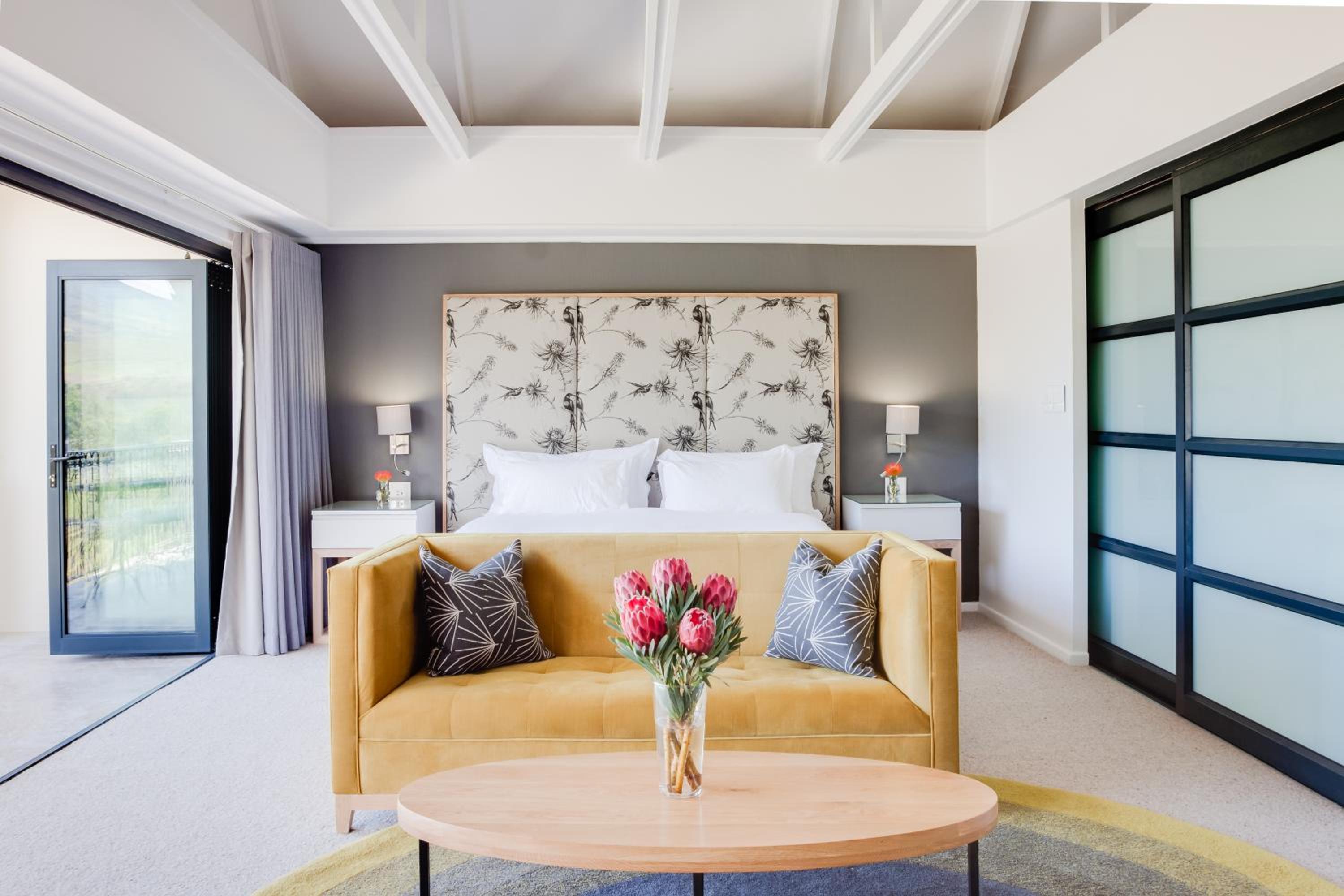 Superior King Suite photo 3