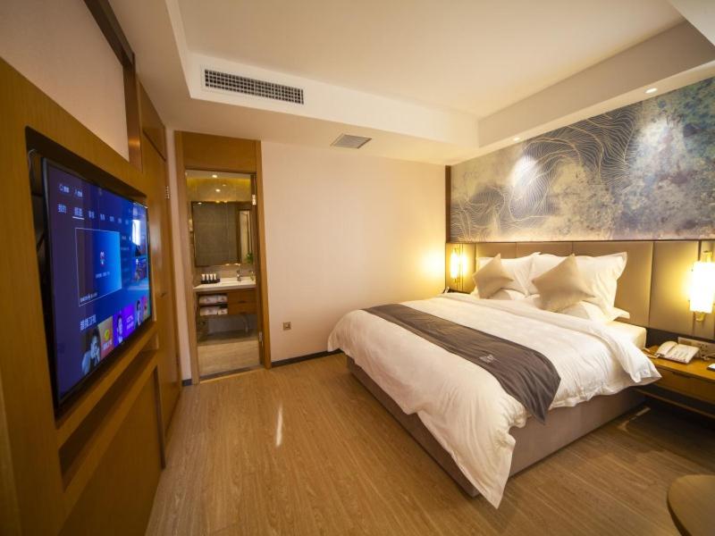 Suite with View photo 1