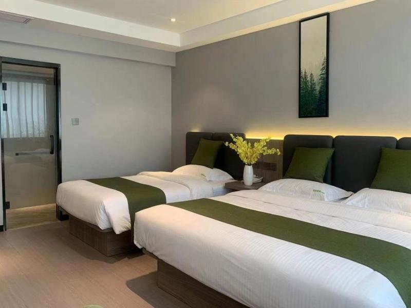 Business Suite photo 1