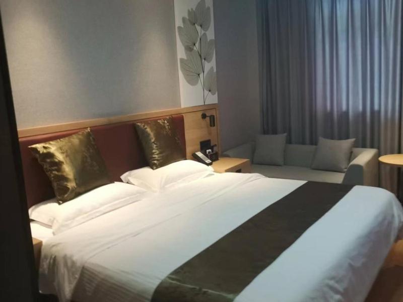 Deluxe Suite photo 1