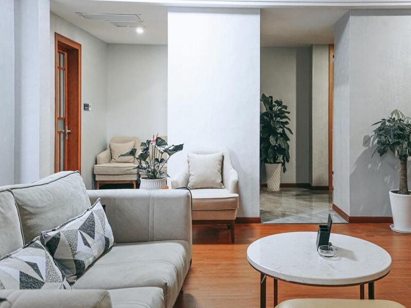 Superior Suite - Mainland Chinese Citizen photo 1
