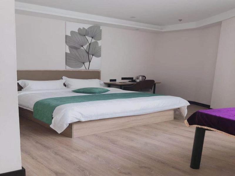 Feature Double Room photo 1