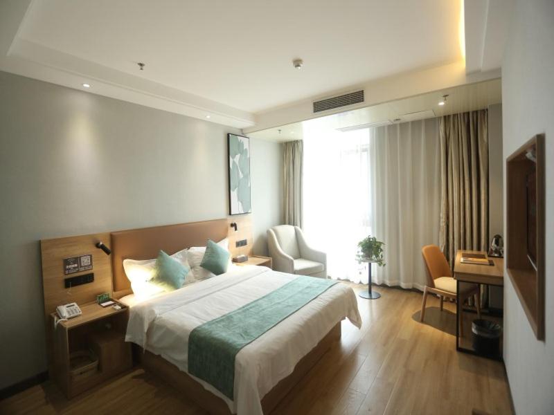 Double Room with View
