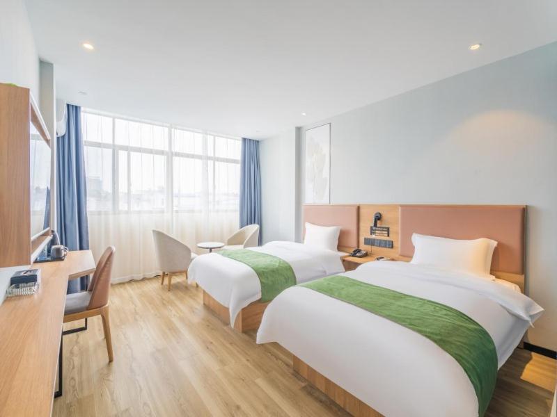 Feature Double Room photo 1