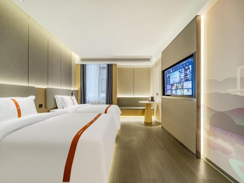 Business Twin Room photo 2