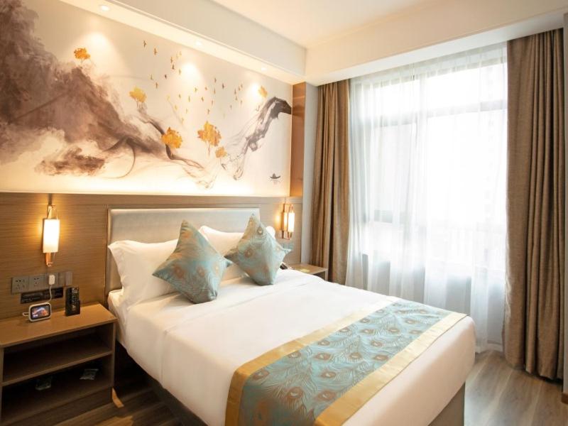 Deluxe Suite photo 1