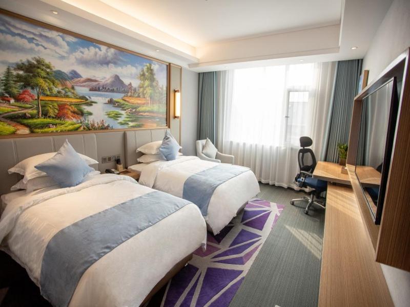Deluxe Twin Room photo 2