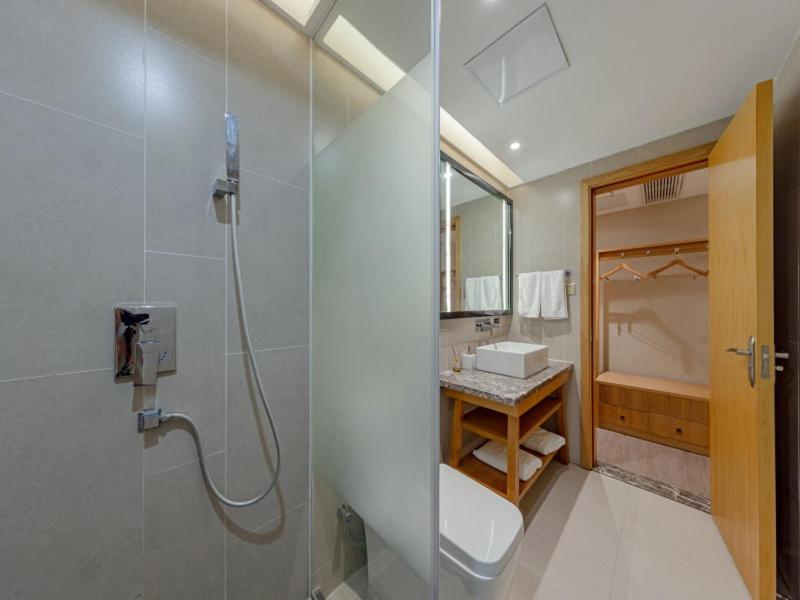 Oriental Double Room without Window photo 3