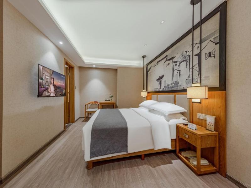 Oriental Double Room without Window photo 2