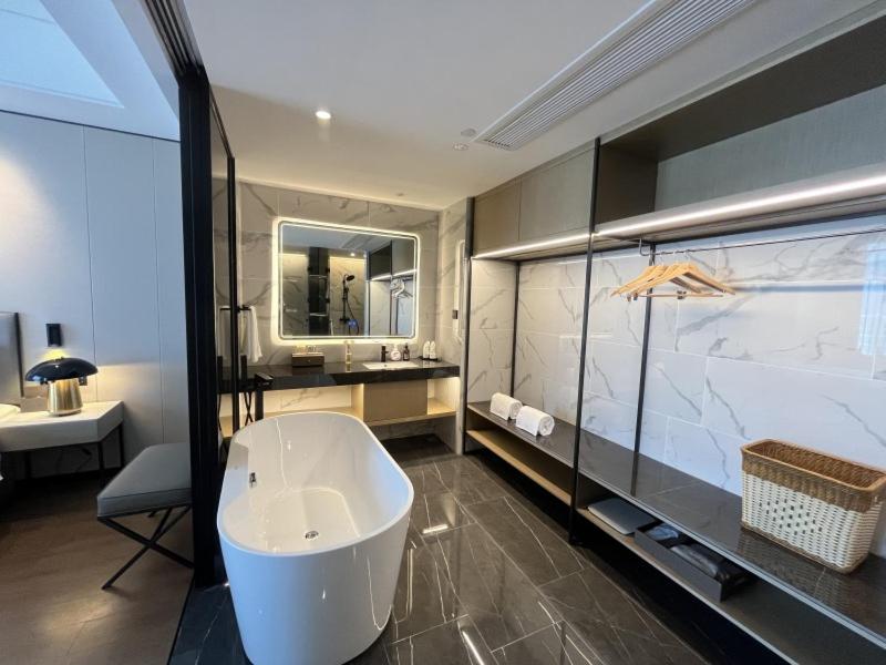 Suite With View photo 3