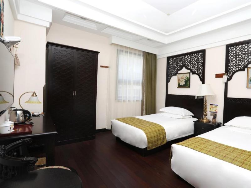 Oriental Twin Room photo 3