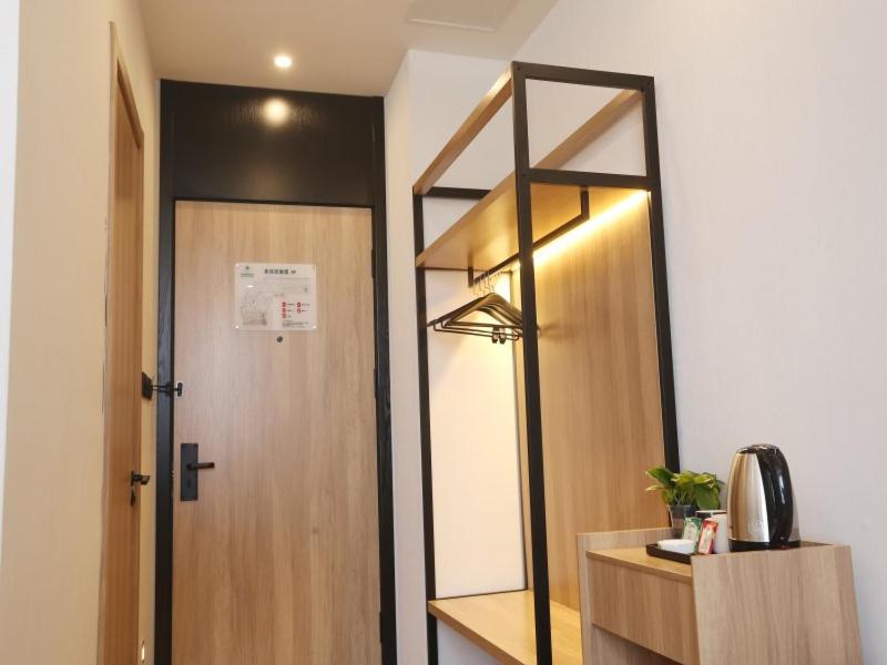 Feature Double Room photo 3
