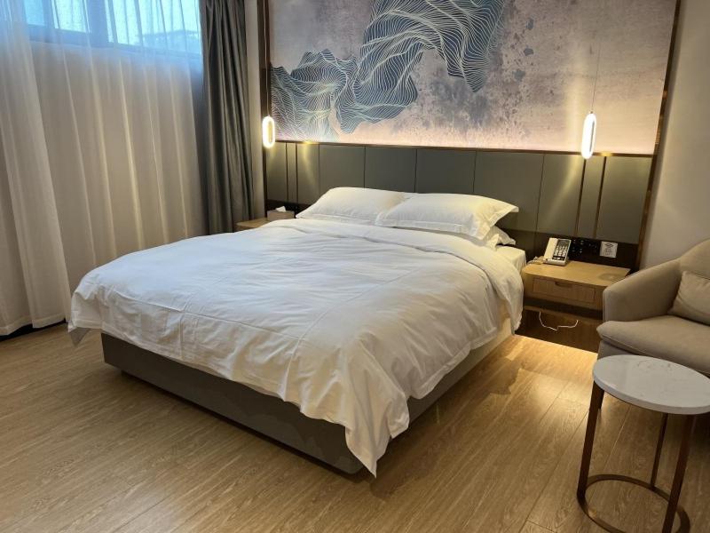 Superior King Room photo 3