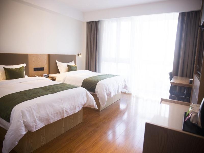 Business Twin Room photo 3