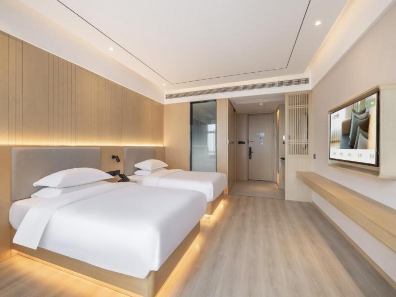 Feature Double Room