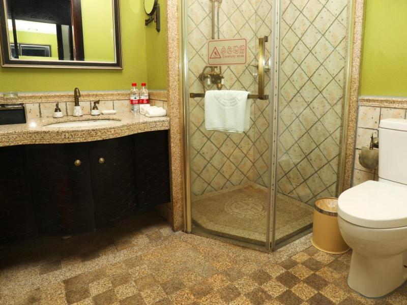 Deluxe Twin Room photo 2
