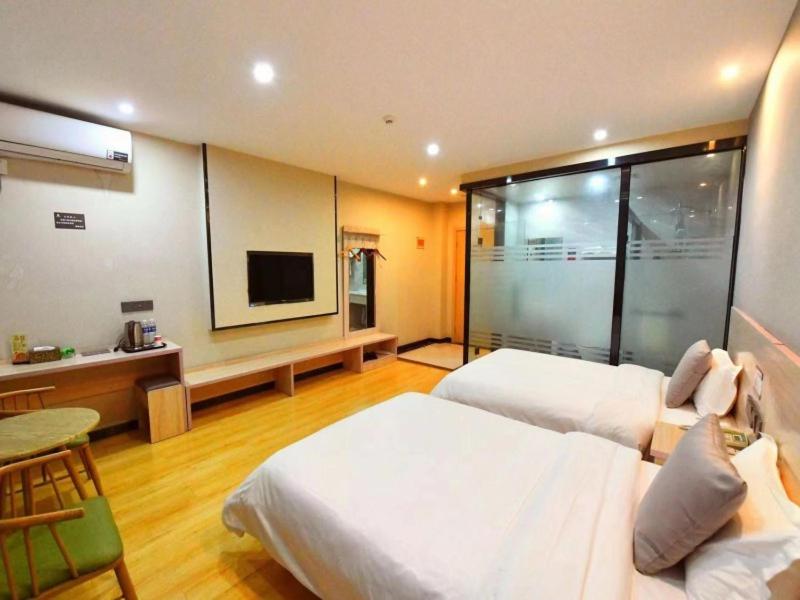 Superior Twin Room photo 3