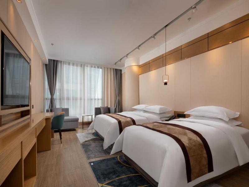 Deluxe Twin Room photo 2