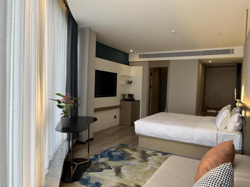 Double Room with View
