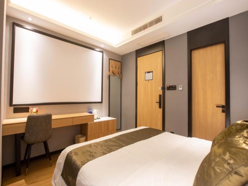 Business Twin Room photo 2
