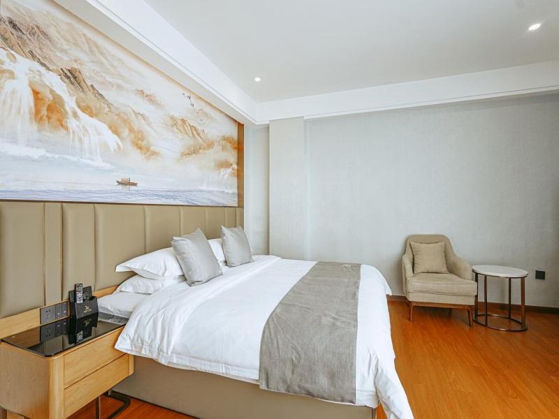 Superior Double Room - Mainland Chinese Citizen photo 3
