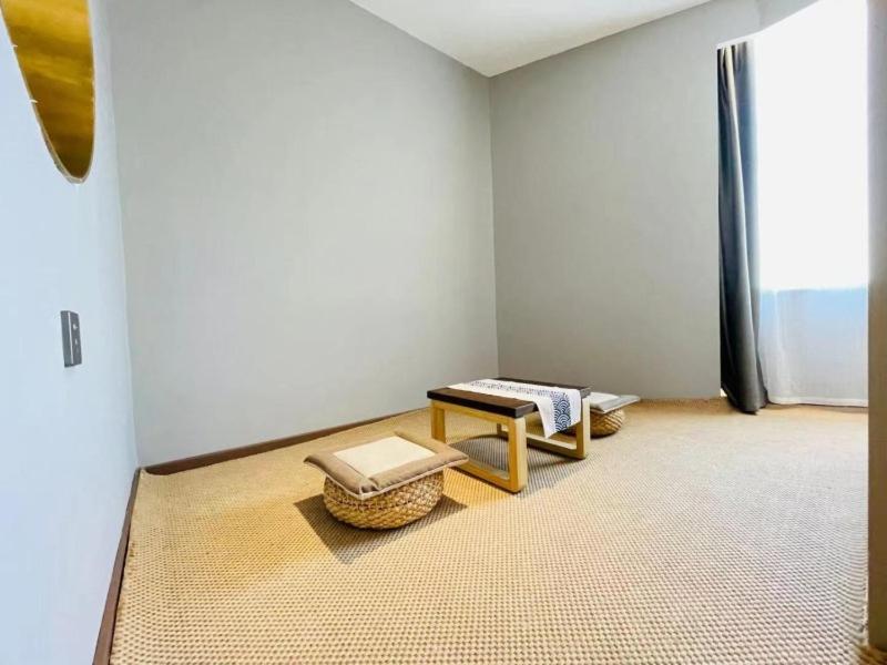 Feature Double Room With Inner Window A photo 3