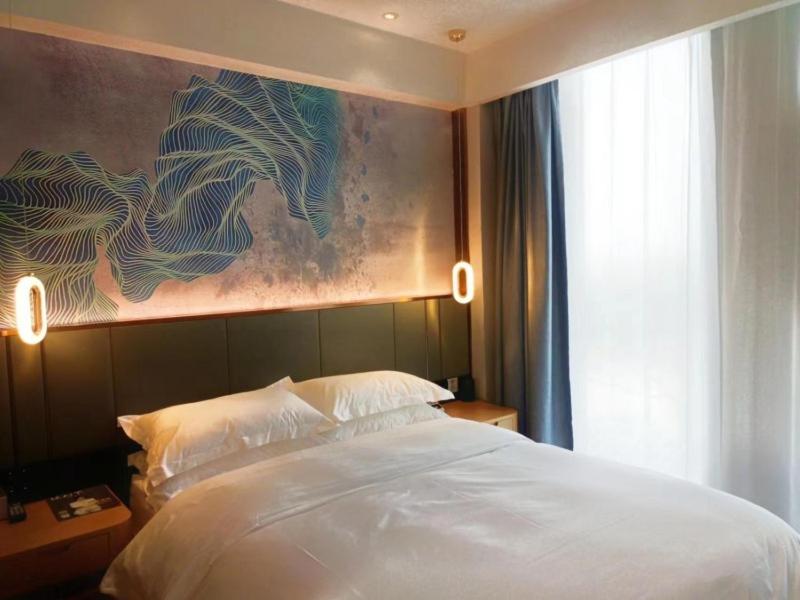 Superior King Room photo 2