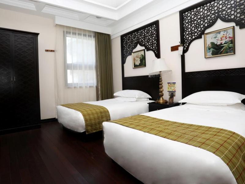 Oriental Twin Room photo 2