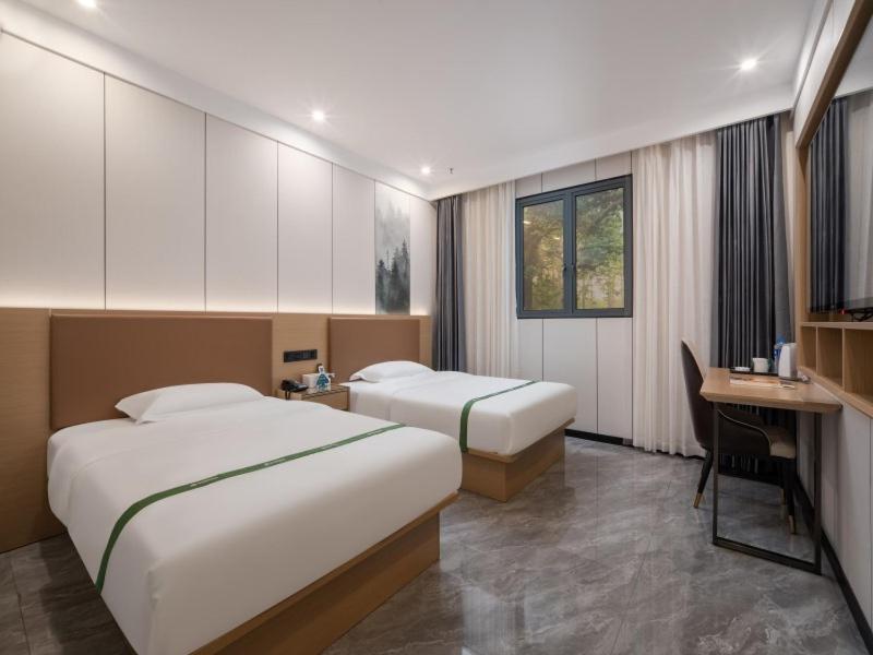 Business Double Room with Inner Window