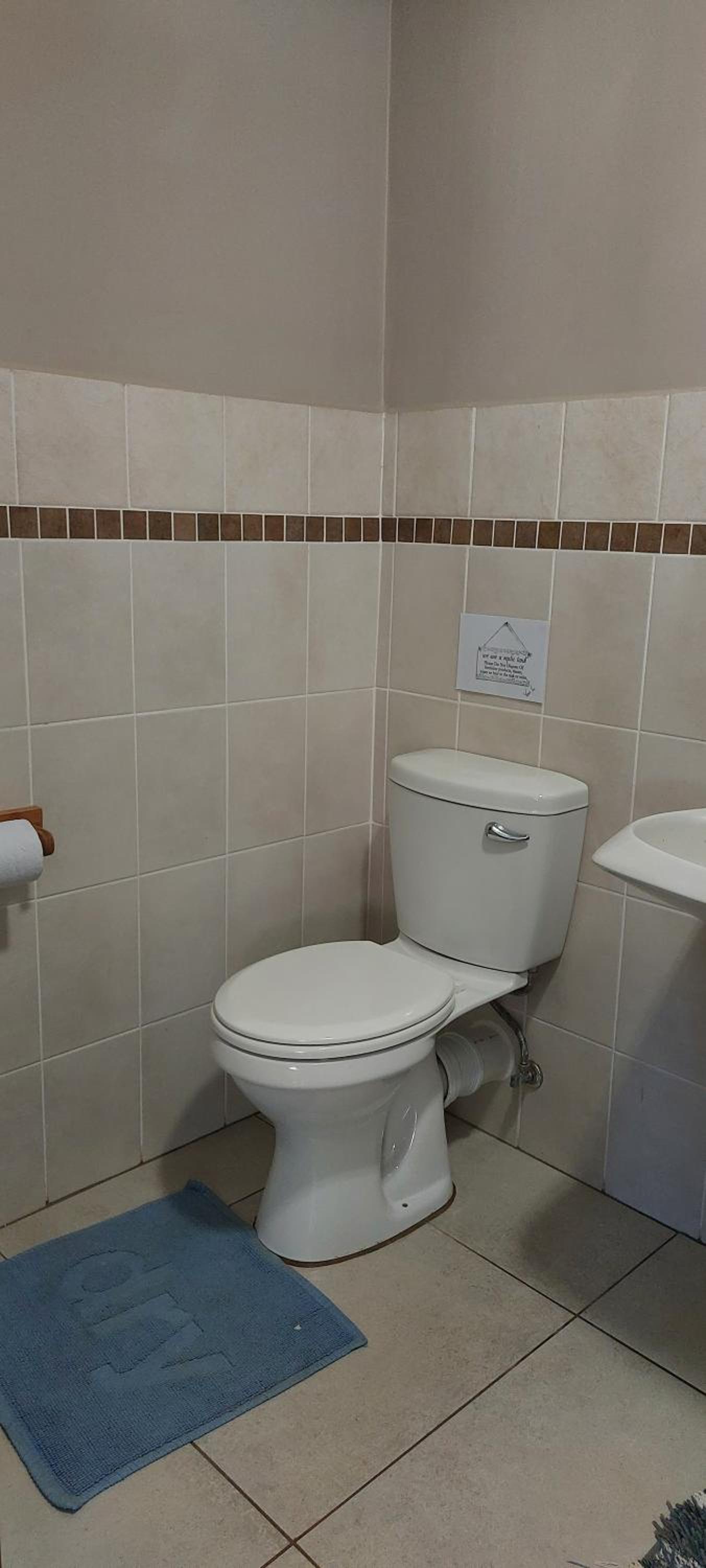Standard Double Room - Photo 13