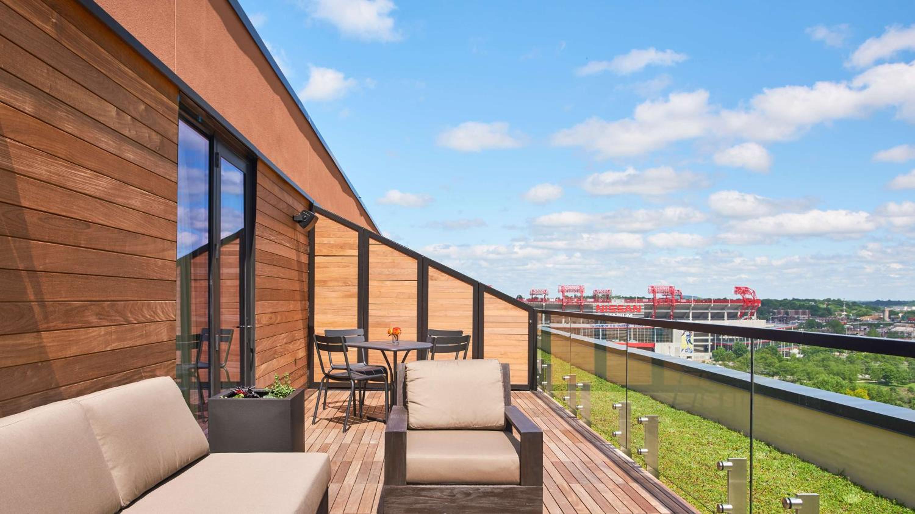 King Room with Terrace and City View - Top Floor