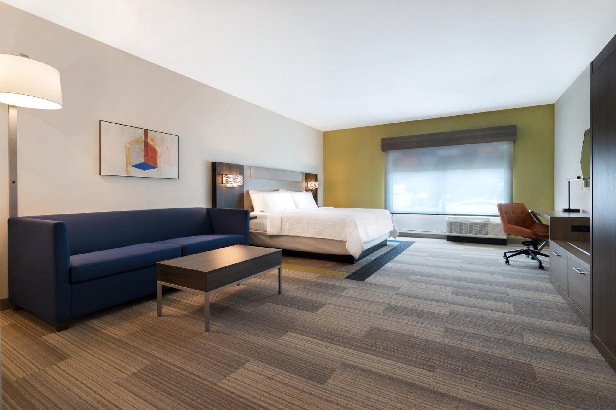 King Suite - Photo 5