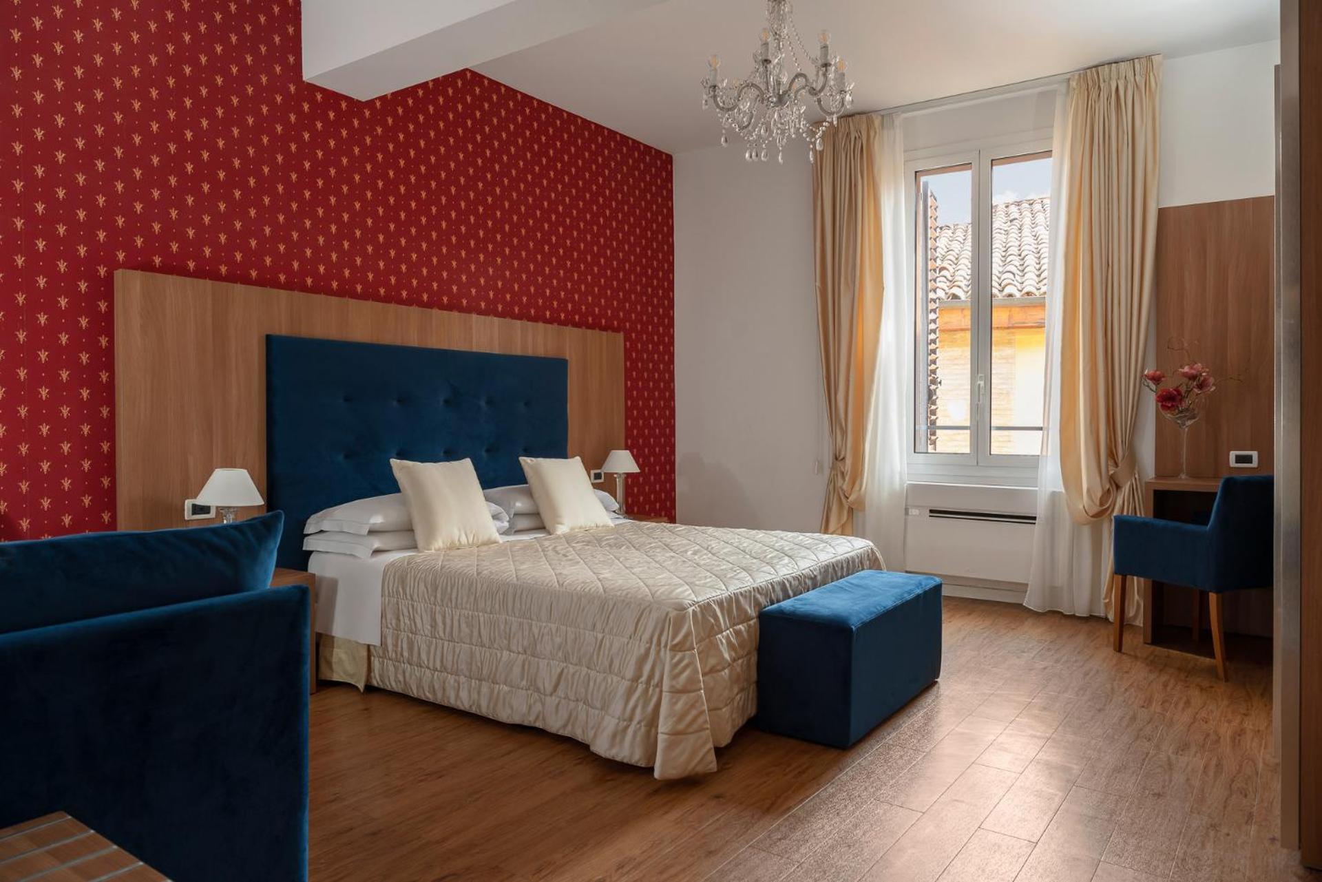 Deluxe Double Room - Photo 1